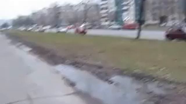 Катание на самокате.Не прописывать в свои квартиры.Ольга Брукман. смотреть онлайн