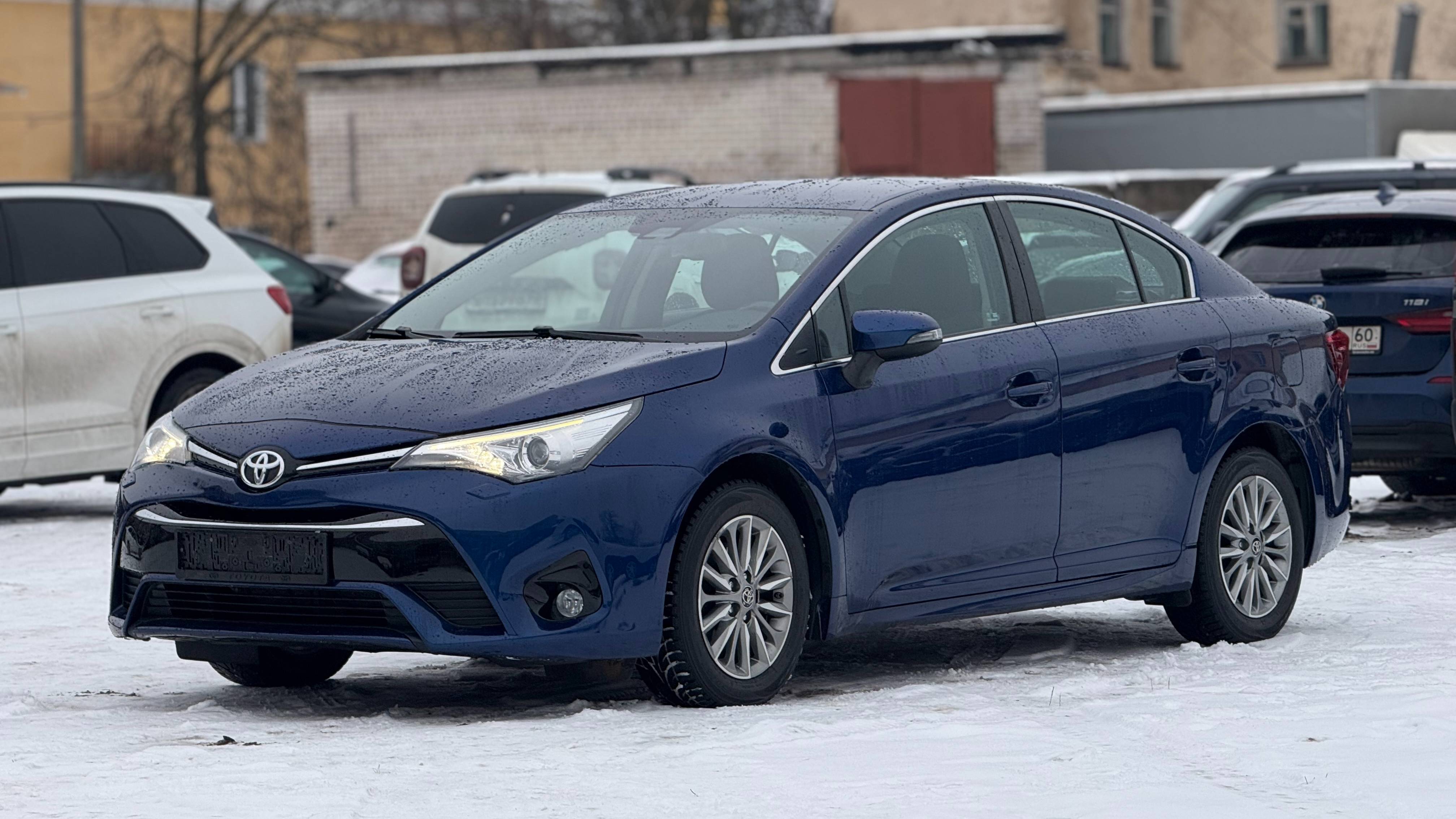 Последний Toyota Avensis (T270) седан 3 поколение 2-й рестайлинг. смотреть онлайн