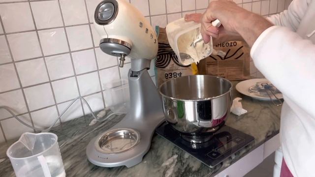 Rinfresco lievito madre del licoli con farina di orzo e riso nero germogliati Petra смотреть онлайн