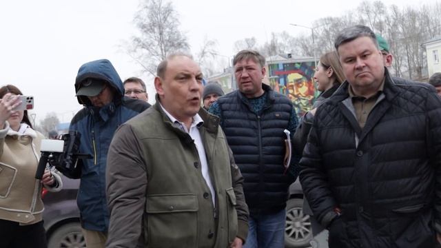 Есть претензии! В Усолье Сибирском обследовали новый Комсомольский смотреть онлайн