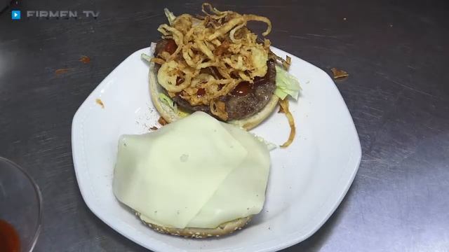 Restaurant Grattersdorf, Deggendorf: Gasthaus Lohner - sehr gemütliche Gaststätte mit Biergarten! смотреть онлайн