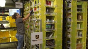 Роботы на складах Amazon