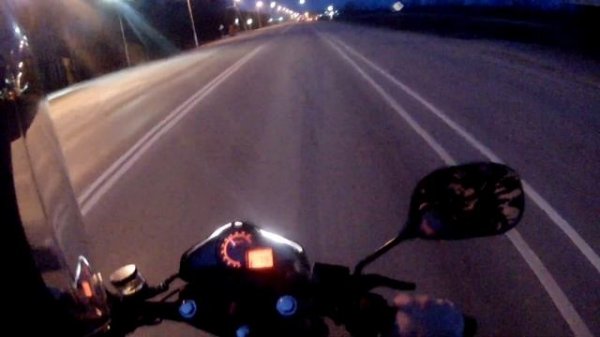 на мотоцикле по ночному городу под музыку