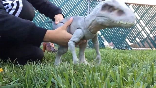 Indominus Rex Vs carno смотреть онлайн
