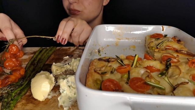 FOCACCIA | ASPARAGUS | BUTTER | ASMR MUKBANG | NO TALKING смотреть онлайн