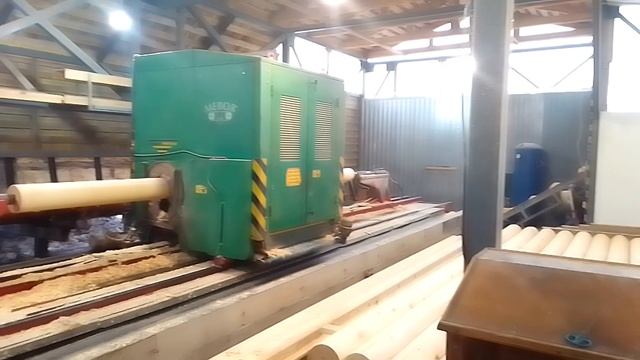 Деревообрабатывающий станок.