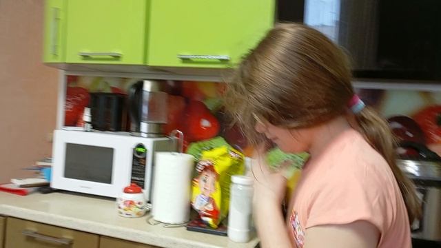 1000008594.mp4 смотреть онлайн