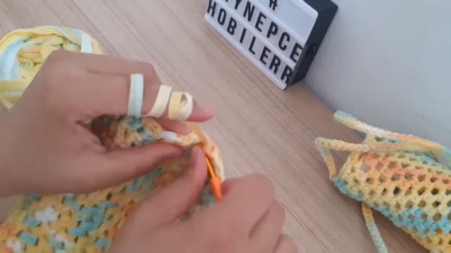 Pull& Bear de gördüm ve hemen ördüm / mini çanta yapımı #/ Easy Crochet Pull&Bear Bags смотреть онлайн