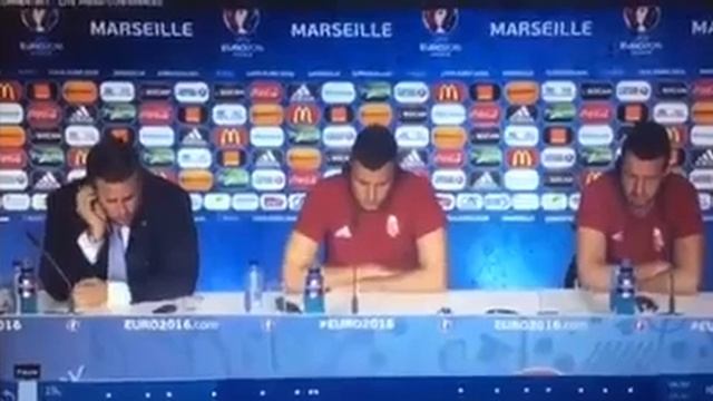Cristiano Ronaldo a köcsög, Szalai Ádám interjú ( Gólos köcsög a ketchup-os üvegből) смотреть онлайн