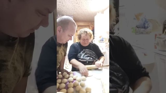 хороших всем выходных ,а у нас пироги 🤗 смотреть онлайн