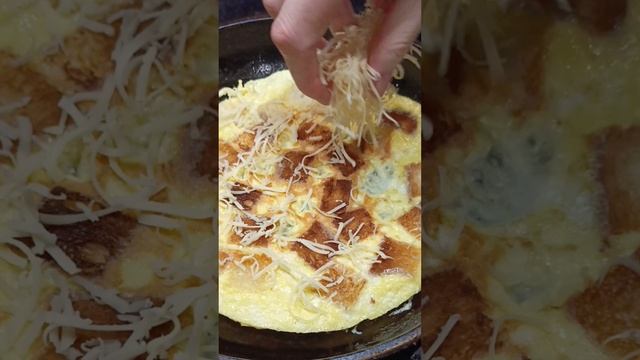 Горячий бутерброд на сковороде с яйцом и сыром. Что приготовить на завтрак быстро и вкусно смотреть онлайн