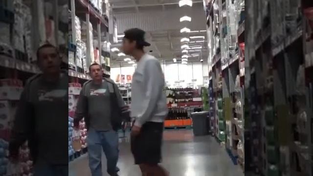 guy pissing off with moan sound смотреть онлайн