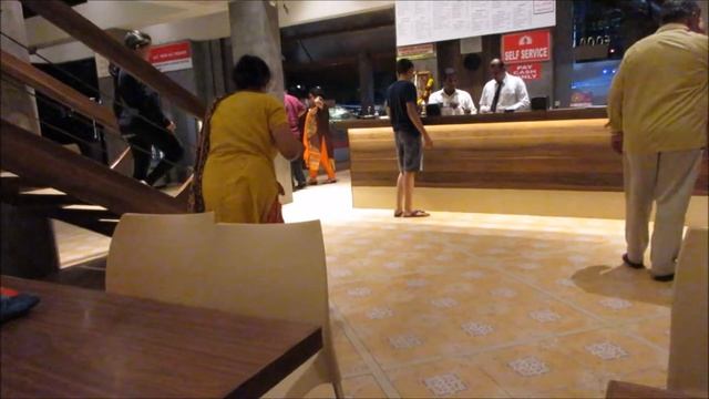 Sai Sagar Food Court / Udipi Restaurant - Shirdi Vlog (Part 2) смотреть онлайн