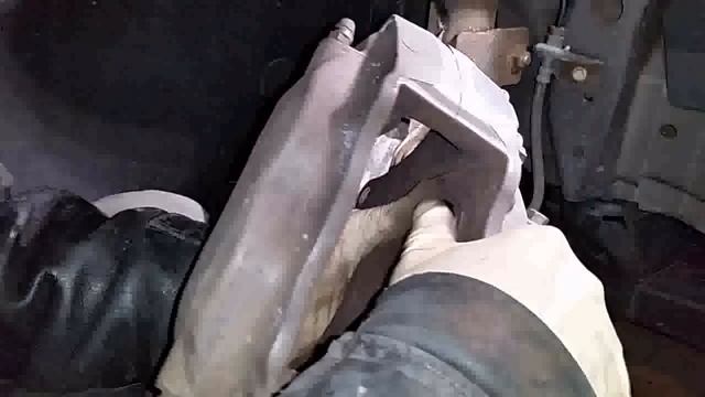 How To Replace 2010 - 2015 Camaro Front Rotors and Pads смотреть онлайн