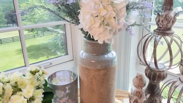 Tall Blue Ceramic Vase with Light Cream Glaze смотреть онлайн