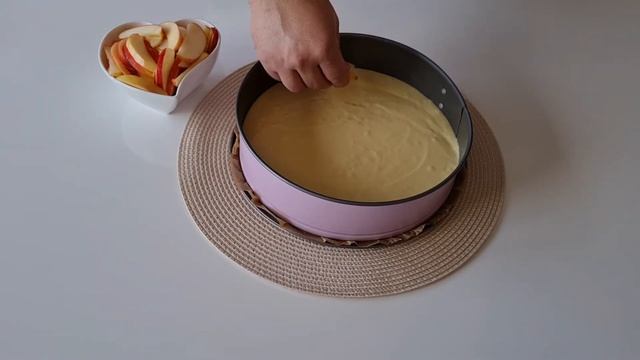 Apfelkuchen, einfach und lecker. смотреть онлайн
