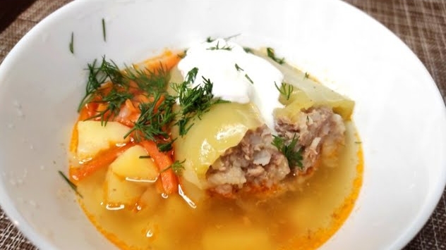 Перец фаршированный мясом и рисом. смотреть онлайн