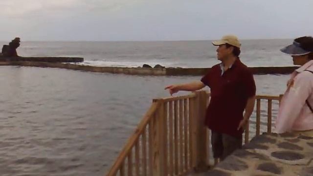 Playa De Las Americas near to Hooters Restaurant Tenerife смотреть онлайн