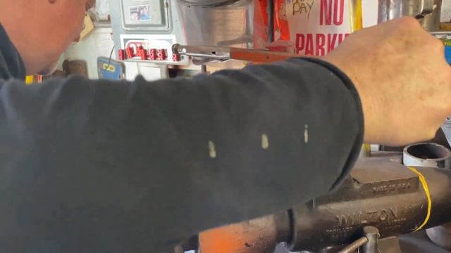 Blacksmith - Bill Barrett - Fireplace Poker Project смотреть онлайн