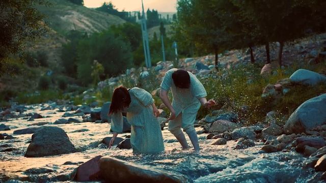UZmir Mira Ey Yor  (Mood Video)