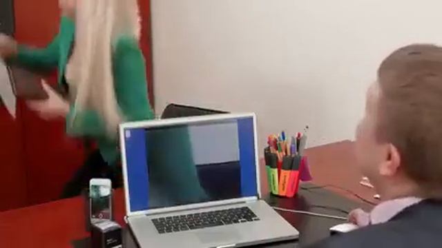 дарим позитив и веселье смотреть онлайн