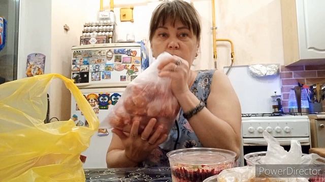 Съездила в деревню за мхом. Заехала в Магазин за готовой едой, забрала с Озона заказик для домика смотреть онлайн