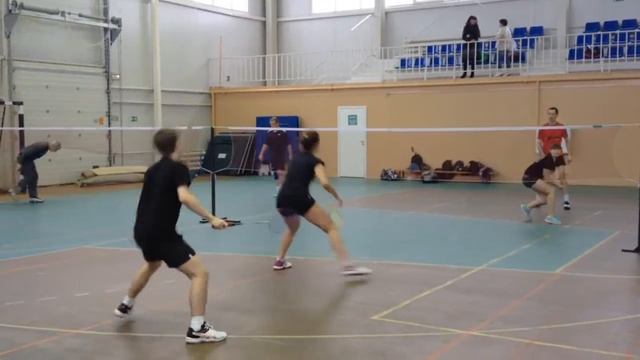 Бадминтон смотреть онлайн