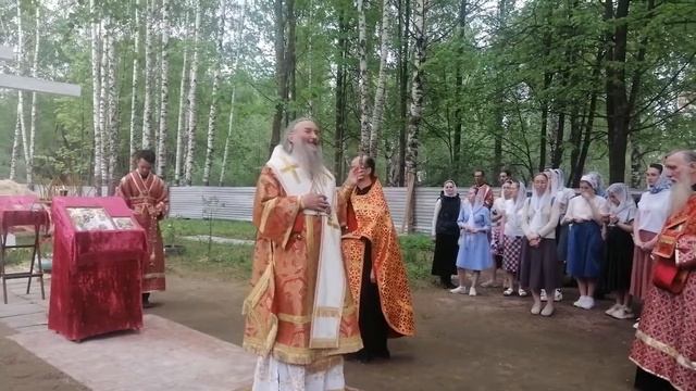 Проповедь митрополита Иоанна после вечернего богослужения в Неделю жен-мироносиц смотреть онлайн