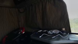 почистил кабину | постелил ковры