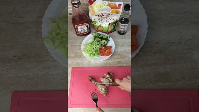 Домашняя шаурма без заморочек с соусом. Очень быстро! #shorts смотреть онлайн