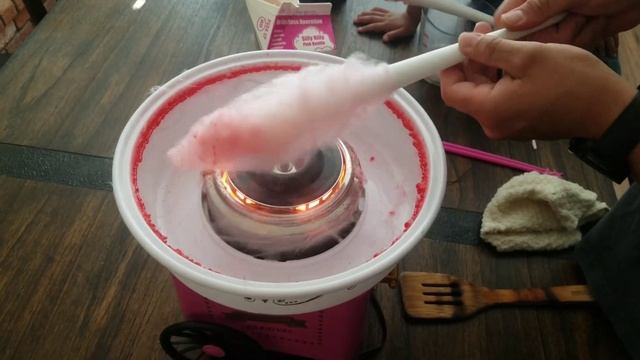 99 cents only store Pip cotton candy machine, unboxing, demo and review. смотреть онлайн