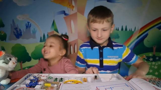 Электронный конструктор Знаток Делаем музыкальный звонок смотреть онлайн