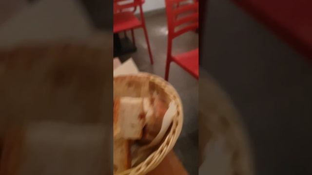 Fill the Winebox Budapest - Vorspeisen смотреть онлайн