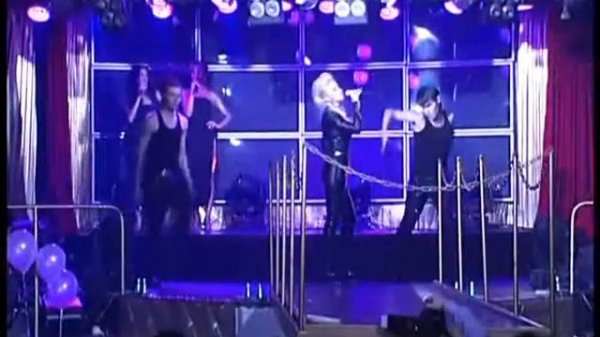 Певица Алесия - выступление в Голди