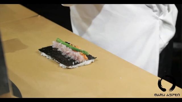 How To Make Sushi - Sensei Roll - Maru Aspen смотреть онлайн