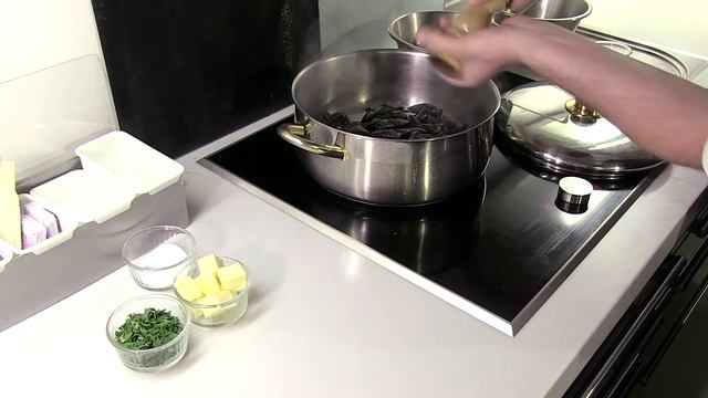 Les poissons - Cuire des moules à la marinière - Cap Cuisine смотреть онлайн