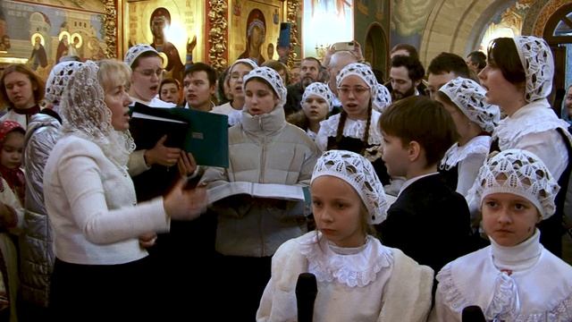 ,, Добрый тебе вечер " колядка колядки в исполнении детского церковного хора ,, Радовесть" смотреть онлайн