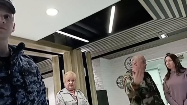 ГРАМОТНЫЙ ПОЛИЦЕЙСКИЙ ОБЛОМАЛ БАБКУ-ХАБАЛКУ