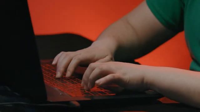 Тест игровых компьютеров и ноутбуков линейки Omen смотреть онлайн