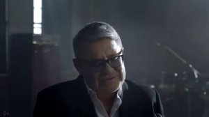 Я себе забаву изобрёл.....