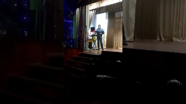 Красивые глаза.Новый год с.Каменка Дискотека - Пархомчук Виталий $ смотреть онлайн