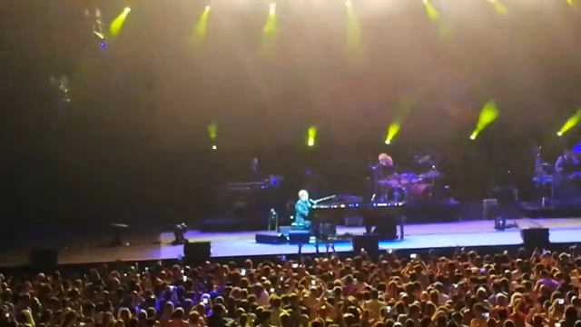 Elton John Gergia BCA смотреть онлайн