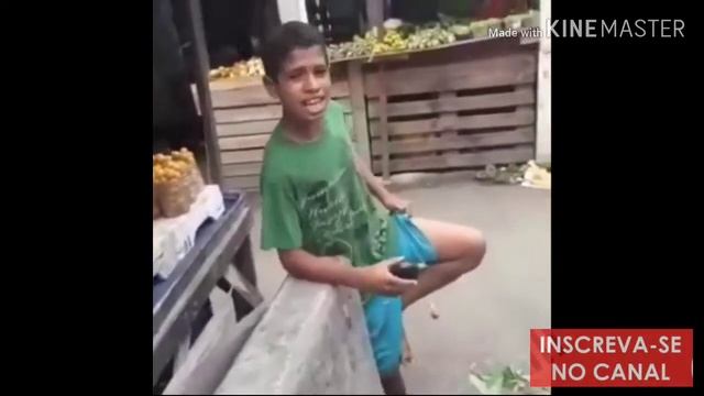 OLHA A MACAXEIRA, OLHA MACAXEIRA MENINO GRITANDO E LEVA A GALERA AO DELÍRIO. смотреть онлайн