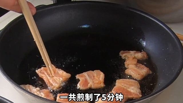 我在日本做美味的家庭版烤五花肉，做少了根本不够吃，就和国内烧烤摊上的烤五花肉一个味，又嫩又好吃。 смотреть онлайн