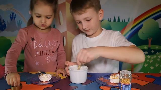 Как сделать конфеты на палочке Делаем конфеты на палочке Зефирюшки How to make candy on a stick смотреть онлайн