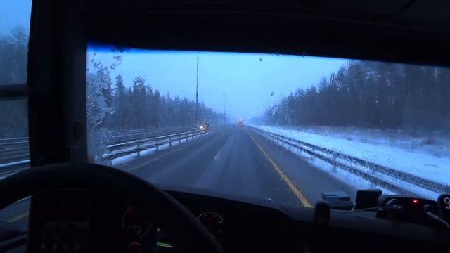 заходим в Россию | встретились с Саней | едем в паре смотреть онлайн