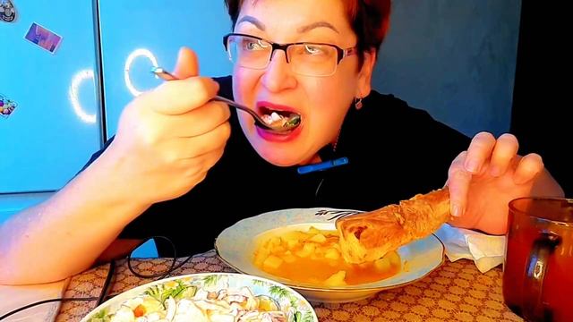 МУКБАНГ/Опять картошка с ребрами смотреть онлайн