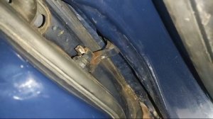 как на "форд фокус-2" убрать провисшиеся двери
в домашних условиях.