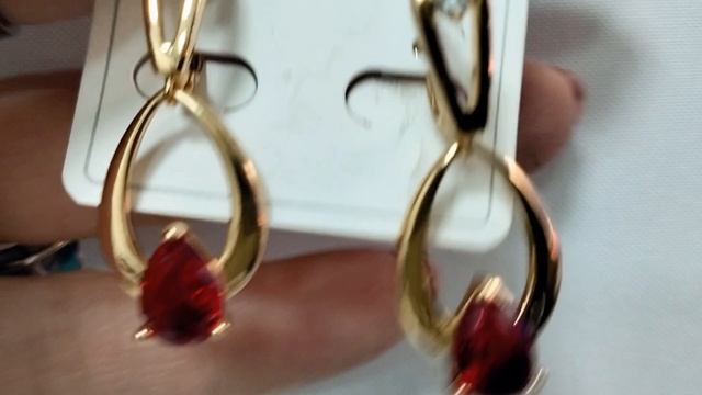 Бижутерия серьги и комплекты. Заказ на ватсап +79083191849 смотреть онлайн