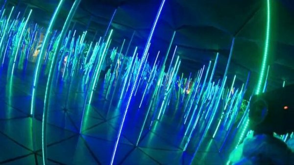 зеркальный лабиринт